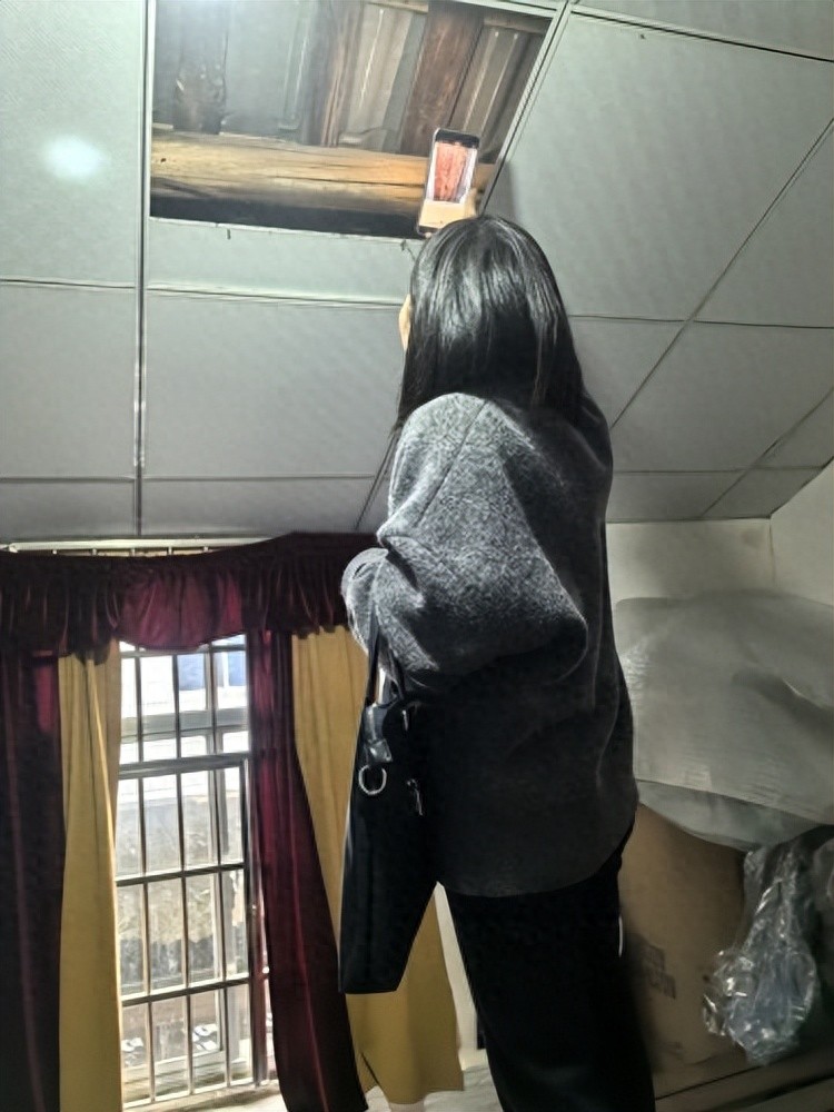 换瓦纠纷如何化解？