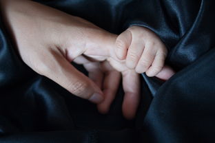 法律起诉离婚孩子抚养权怎么判？，离婚诉讼中孩子抚养权判决如何？
