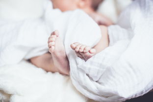 在离婚过程中，如何确定孩子的抚养权归属？