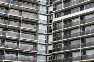 商住楼是什么意思？它和普通住宅、写字楼有啥区别？
